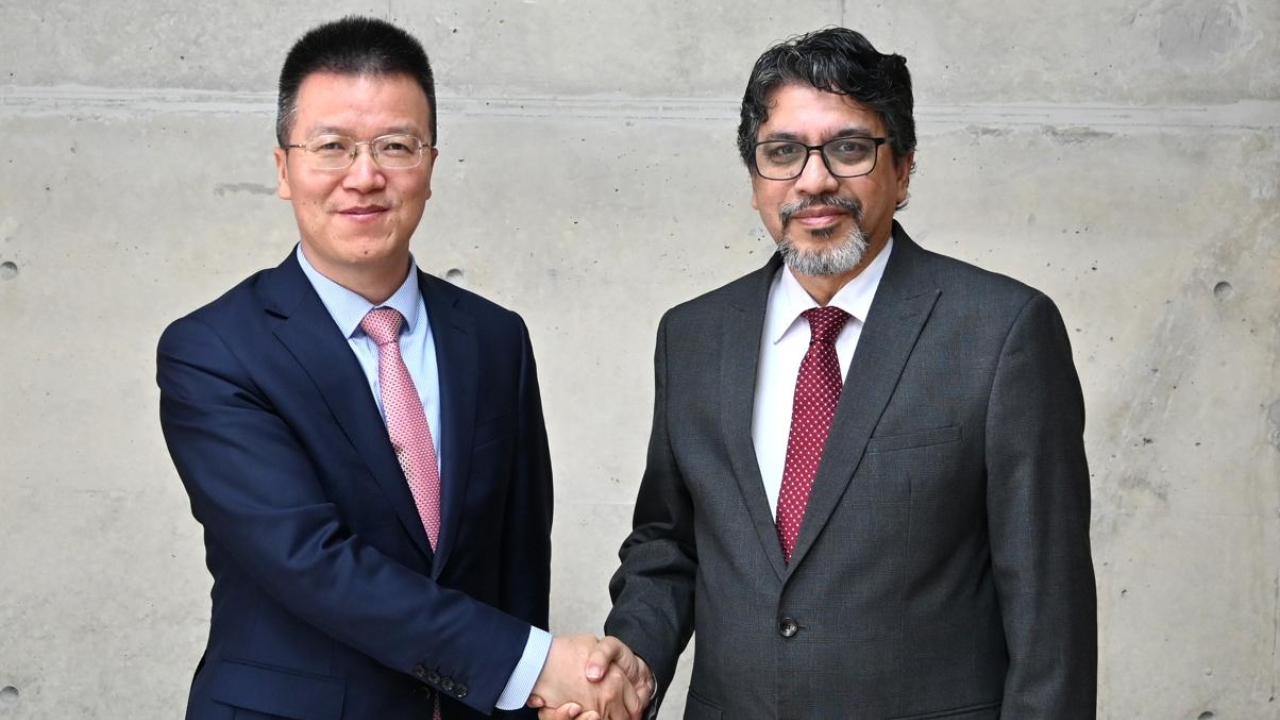 চীনের ১০০ ব্যবসায়ীর সফর শক্তিশালী সম্পর্কের প্রতিফলন হবে